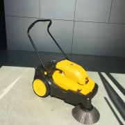 購買小型掃地車要點(diǎn)